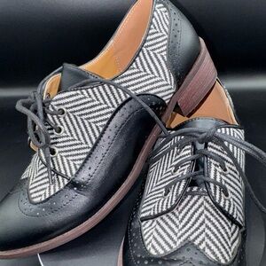 Black & White Tweed Oxford Flats